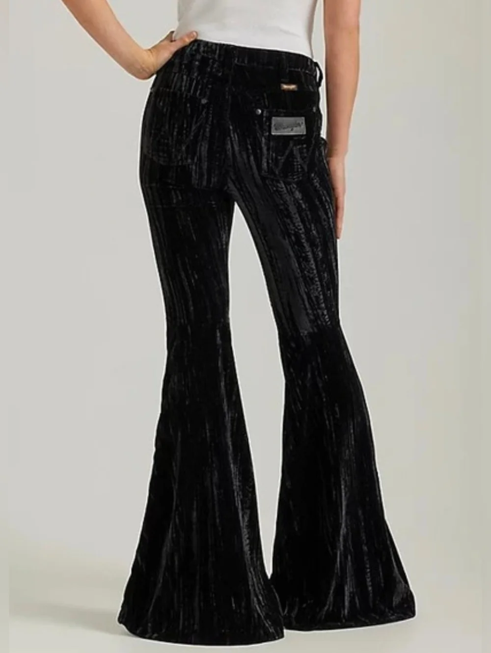 Wrangler Retro High Rise Flare Velvet Pants Size 31x32